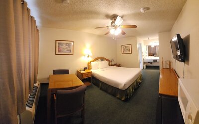 Formosa Inn