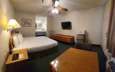 Formosa Inn