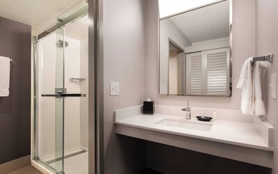 Courtyard by Marriott Fresno