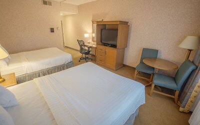 Piccadilly Inn Airport