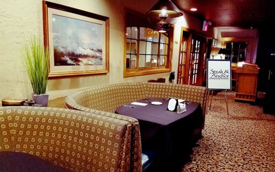 Piccadilly Inn Airport