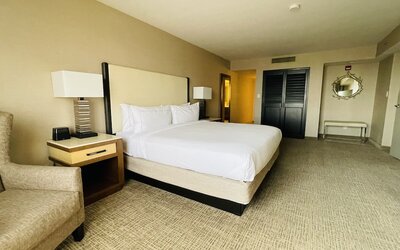 DoubleTree by Hilton Fresno Convention Center