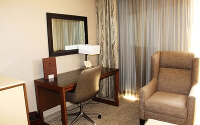 DoubleTree by Hilton Fresno Convention Center