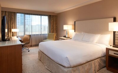 DoubleTree by Hilton Fresno Convention Center