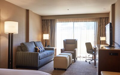 DoubleTree by Hilton Fresno Convention Center
