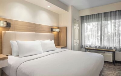SpringHill Suites by Marriott Fresno