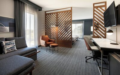 Courtyard by Marriott Fresno Clovis