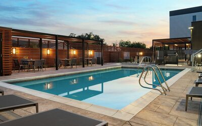 Courtyard by Marriott Fresno Clovis