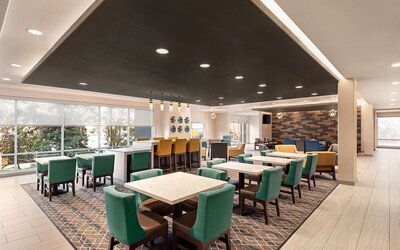 La Quinta Inn & Suites by Wyndham Clovis CA