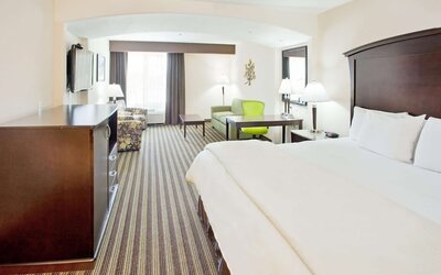 La Quinta Inn & Suites by Wyndham Fowler