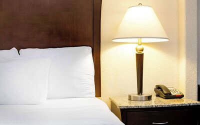 La Quinta Inn & Suites by Wyndham Fowler