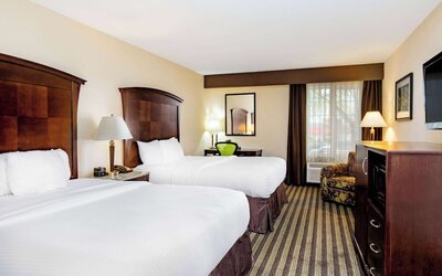 La Quinta Inn & Suites by Wyndham Fowler