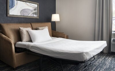 Fairfield by Marriott Inn & Suites Fresno River Park