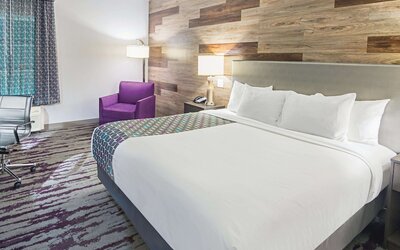 La Quinta Inn & Suites by Wyndham Dallas - Wylie