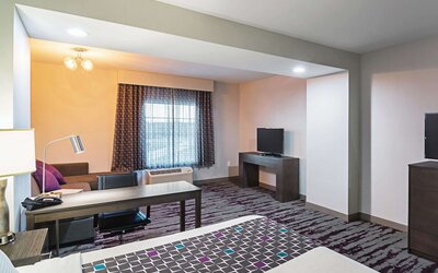La Quinta Inn & Suites by Wyndham Dallas - Wylie