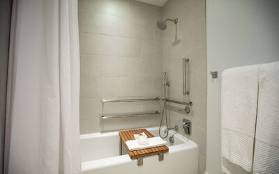 Canopy by Hilton Dallas Uptown