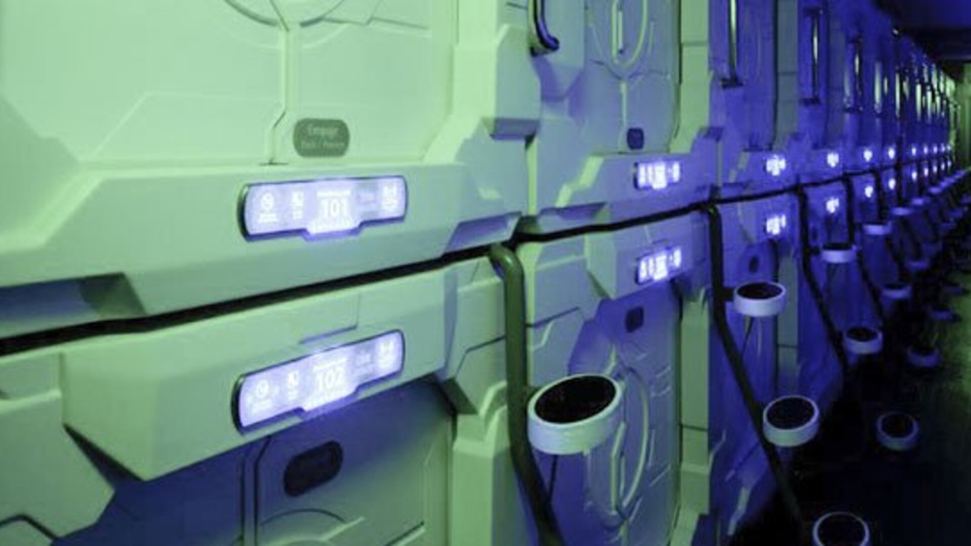 Izzzleep Aeropuerto Terminal 2