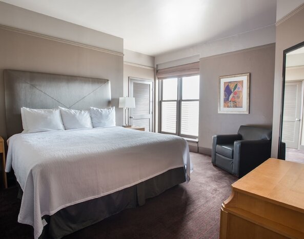Magnolia Hotel Dallas Downtown