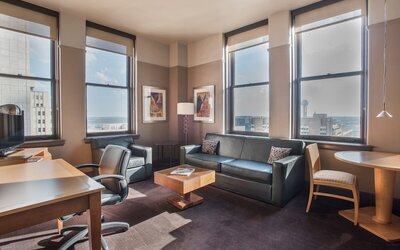 Magnolia Hotel Dallas Downtown