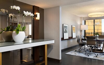 DoubleTree by Hilton Dallas - Campbell Centre