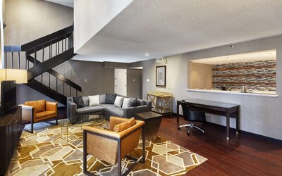 DoubleTree by Hilton Dallas Near the Galleria