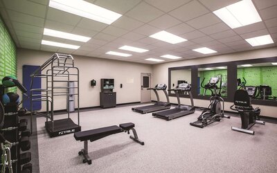 La Quinta Inn & Suites by Wyndham Dallas Northeast-Arboretum