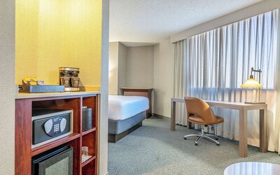 Hilton Richardson Dallas