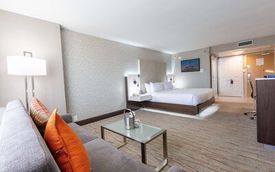 DoubleTree by Hilton Dallas - Richardson