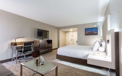 DoubleTree by Hilton Dallas - Richardson