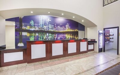 La Quinta Inn & Suites by Wyndham Garland Harbor Point