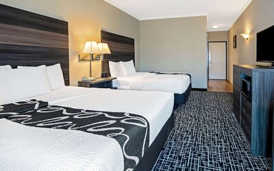 La Quinta Inn & Suites by Wyndham Garland Harbor Point