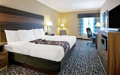 La Quinta Inn & Suites by Wyndham Garland Harbor Point