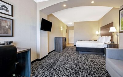 La Quinta Inn & Suites by Wyndham Garland Harbor Point