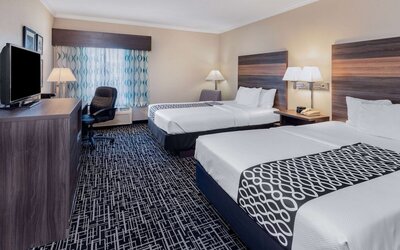 La Quinta Inn & Suites by Wyndham Garland Harbor Point