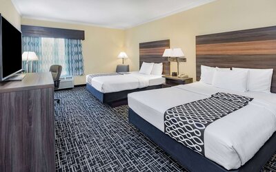 La Quinta Inn & Suites by Wyndham Garland Harbor Point