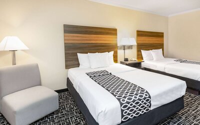 La Quinta Inn & Suites by Wyndham Garland Harbor Point