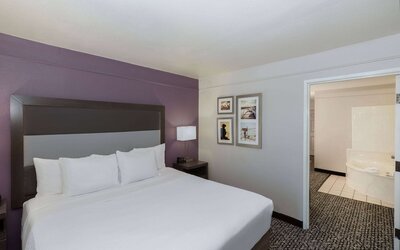 La Quinta Inn & Suites by Wyndham Rockwall