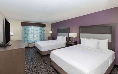 La Quinta Inn & Suites by Wyndham Rockwall