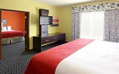 Holiday Inn Garland by IHG