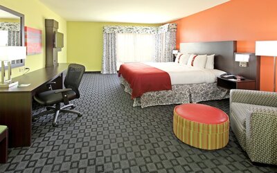 Holiday Inn Garland by IHG