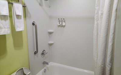 Holiday Inn Garland by IHG