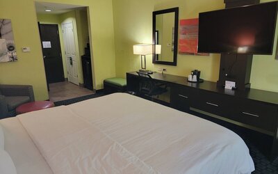 Holiday Inn Garland by IHG