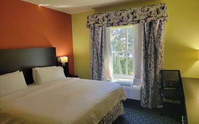 Holiday Inn Garland by IHG