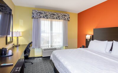 Holiday Inn Garland by IHG