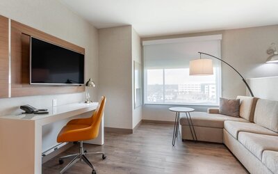 Cambria Hotel Richardson - Dallas