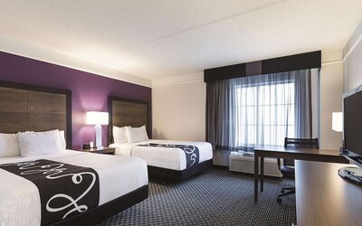 La Quinta Inn & Suites by Wyndham Dallas Plano West