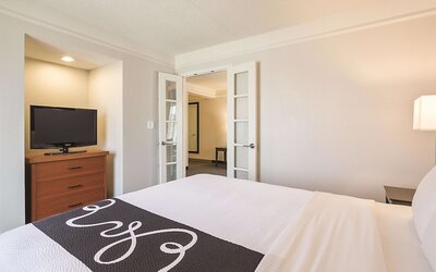 La Quinta Inn & Suites by Wyndham Dallas Plano West