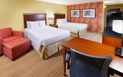Courtyard by Marriott Dallas Plano in Legacy Park
