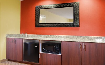 Courtyard by Marriott Dallas Plano in Legacy Park