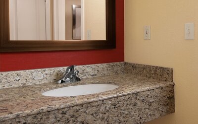 Courtyard by Marriott Dallas Plano in Legacy Park